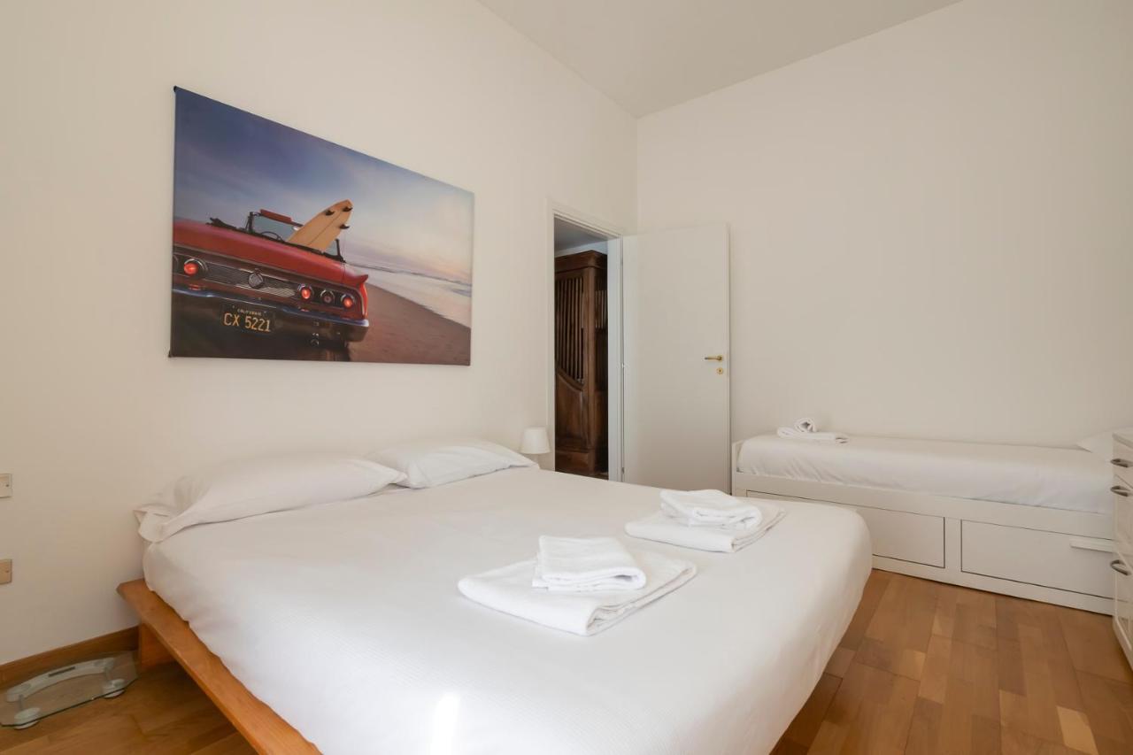 Luxury Flat Between Navigli And Duomo - Sambuco Milán Exterior foto